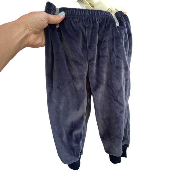 Simply Basic Baby Outfit 6-9 Months Vintage 2002 One Piece w/ Navy Velvet Pants - Picture 5 of 16